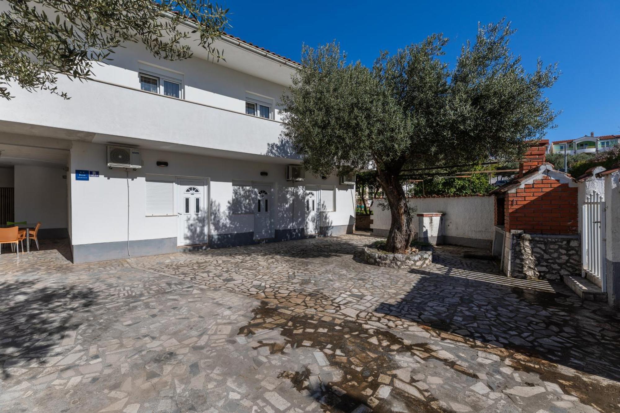 Apartments with a parking space Podaca, Makarska - 6050 Bagian luar foto