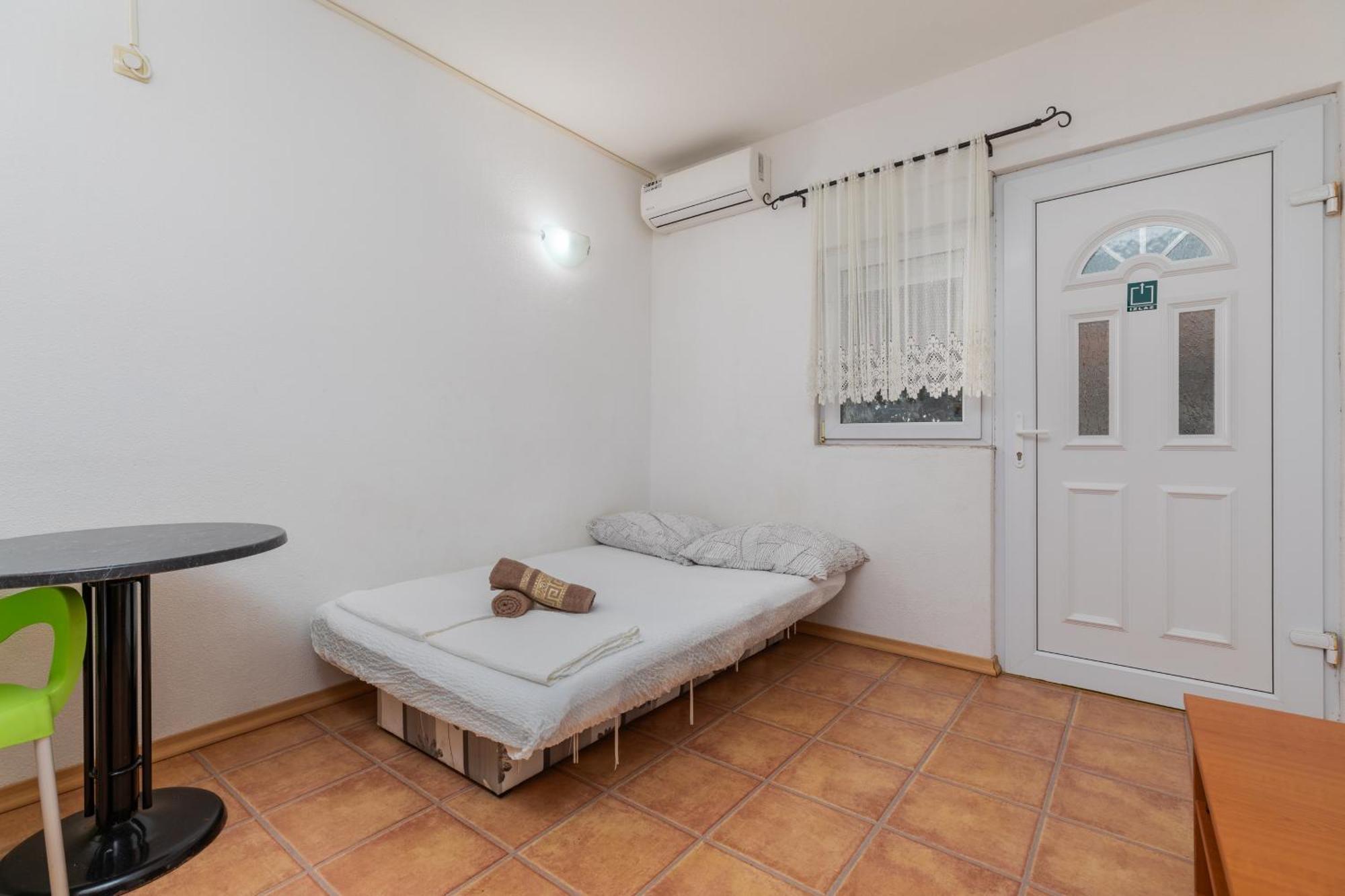 Apartments with a parking space Podaca, Makarska - 6050 Bagian luar foto
