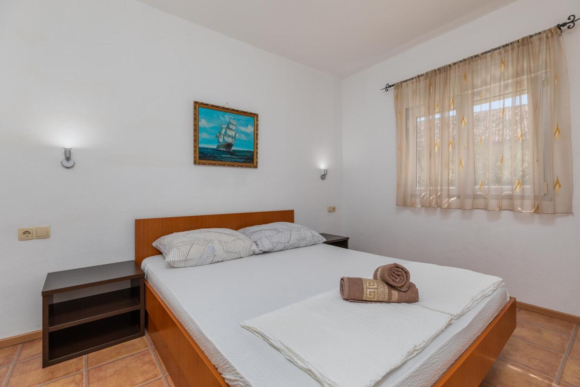 Apartments with a parking space Podaca, Makarska - 6050 Bagian luar foto