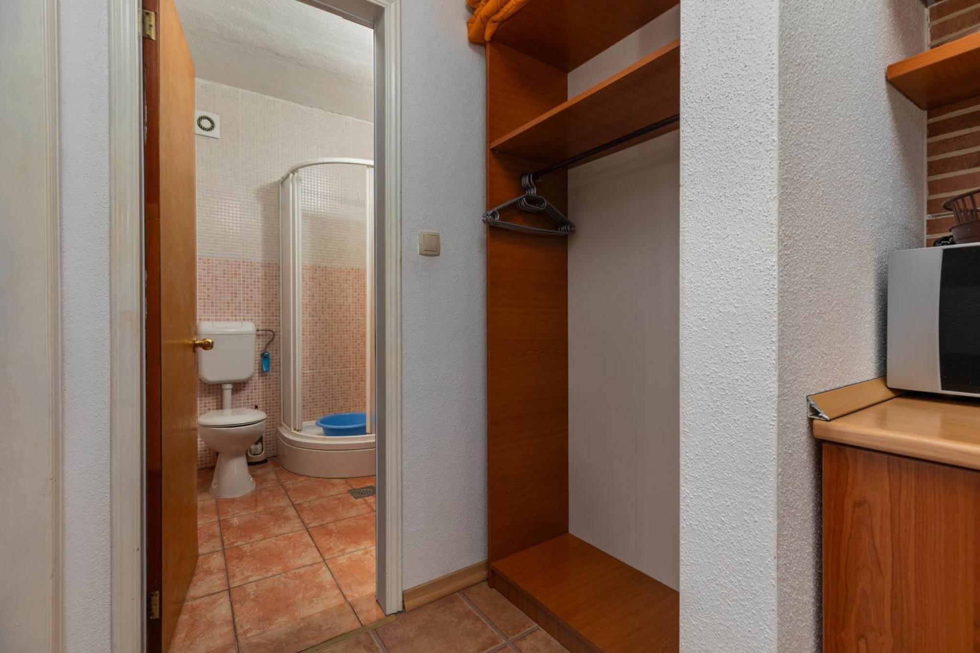 Apartments with a parking space Podaca, Makarska - 6050 Bagian luar foto