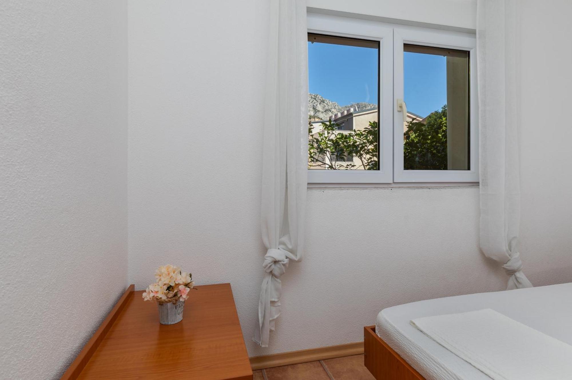 Apartments with a parking space Podaca, Makarska - 6050 Bagian luar foto